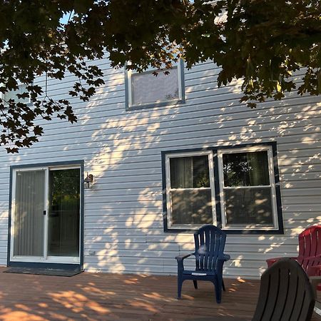 Upgraded, Beautiful 4 Bd Colonial In 银泉 外观 照片
