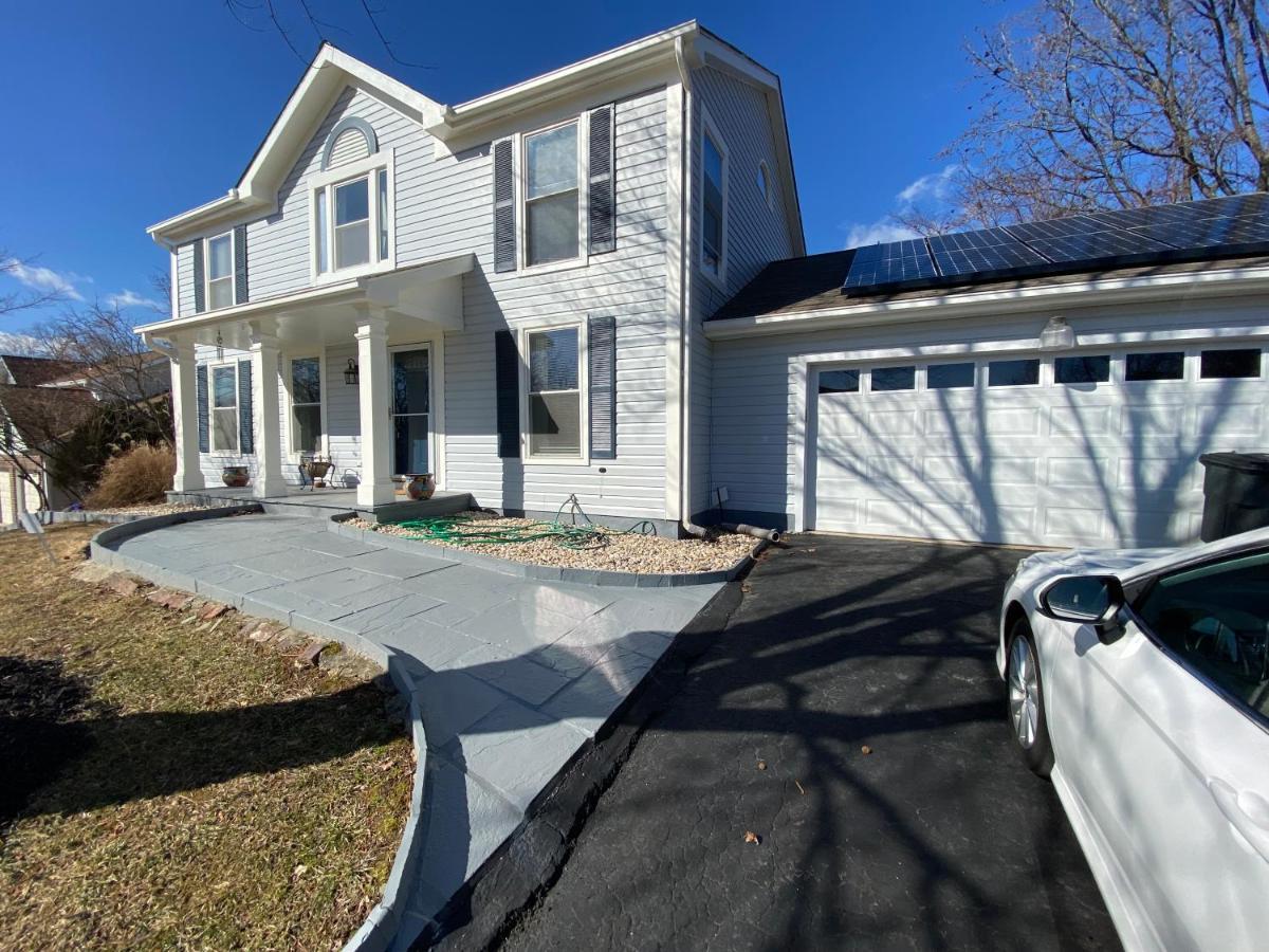 Upgraded, Beautiful 4 Bd Colonial In 银泉 外观 照片