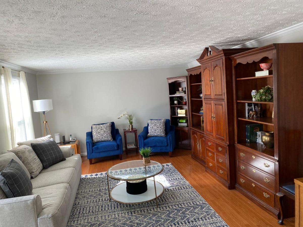Upgraded, Beautiful 4 Bd Colonial In 银泉 外观 照片