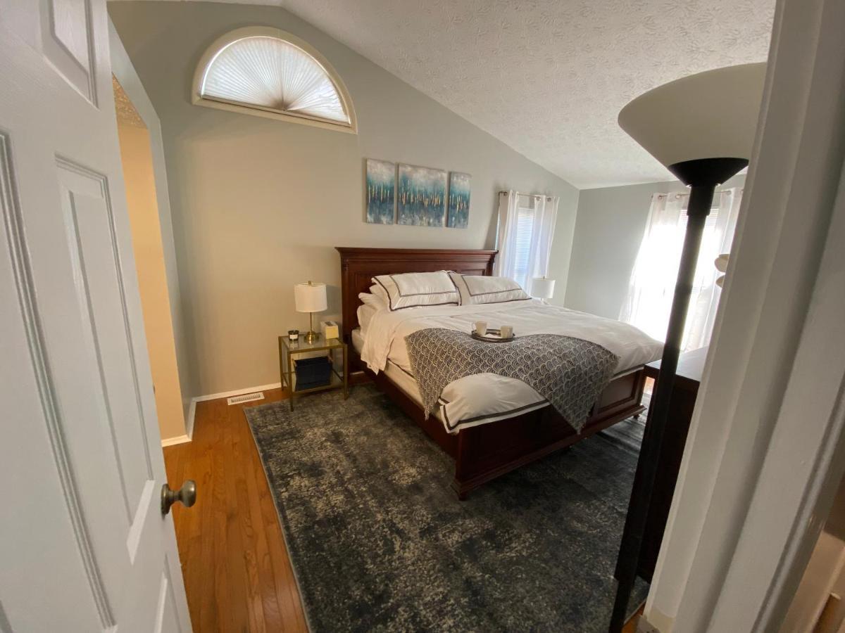 Upgraded, Beautiful 4 Bd Colonial In 银泉 外观 照片