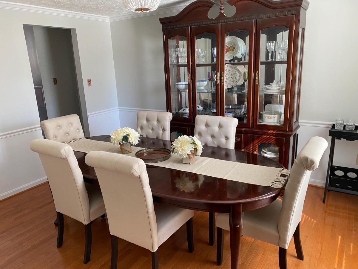 Upgraded, Beautiful 4 Bd Colonial In 银泉 外观 照片