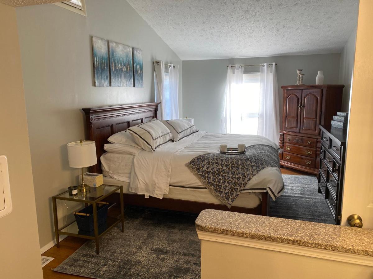 Upgraded, Beautiful 4 Bd Colonial In 银泉 外观 照片